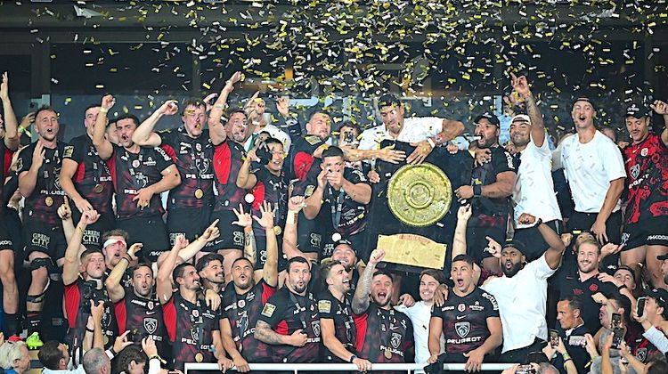 RUGBY PRO - Finale de fous entre Toulouse et Bordeaux. Mondial pour les Bleuets. Blacks pour les Coqs